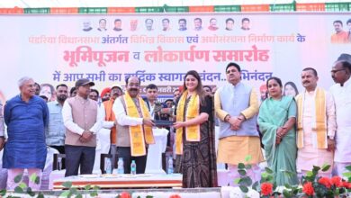 पंडरिया में विकास, उप मुख्यमंत्री अरुण साव व विधायक भावना बोहरा ने ₹19.94 करोड़ के कार्यों का किया लोकार्पण-भूमिपूजन IMG 20260109 WA0019