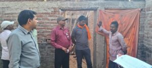 वनांचल ग्रामों में पहुँचे जिला पंचायत सीईओ अभिषेक अग्रवाल, जनमन आवास और मनरेगा कार्यों का किया निरीक्षण IMG 20260308 WA0035