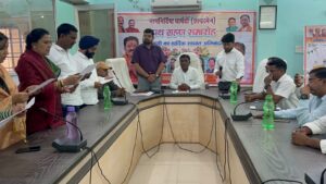 कवर्धा नगर पालिका में 5 नवनियुक्त एल्डरमेन ने ली पद एवं गोपनीयता की शपथ IMG 20260730 WA0022