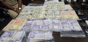 नकली नोटों के खिलाफ कबीरधाम पुलिस की बड़ी कार्रवाई, 3 आरोपी गिरफ्तार IMG 20260811 WA0030