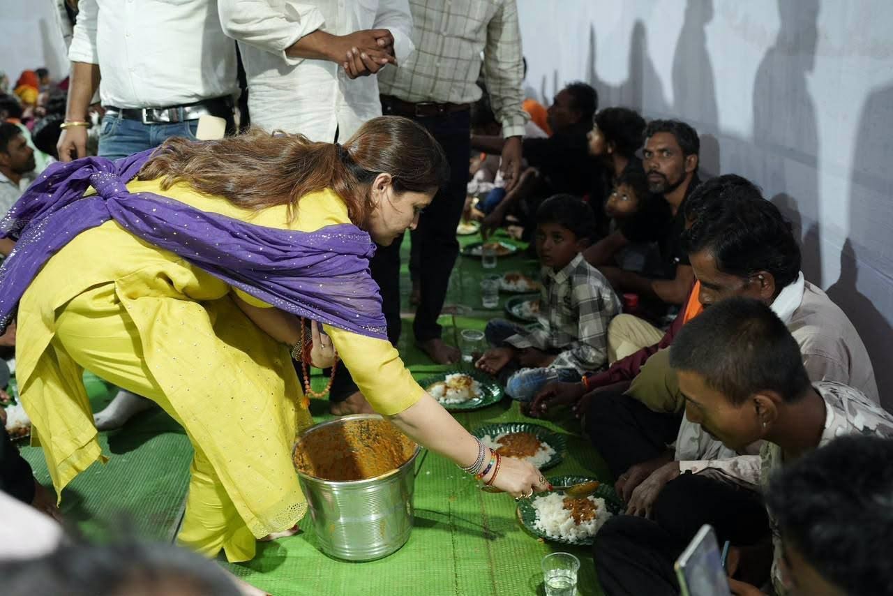 महादेव की भक्ति के साथ मानव सेवा का संकल्प, 1.5 लाख से अधिक कांवड़ियों को कराया भोजन IMG 20260827 WA0025