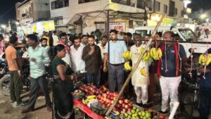 नवीन बाजार में अतिक्रमण पर नगर पालिका सख्त, तय स्थल से बाहर दुकान लगाने वालों को दी समझाइश IMG 20260903 WA0005