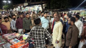 नवीन बाजार में अतिक्रमण पर नगर पालिका सख्त, तय स्थल से बाहर दुकान लगाने वालों को दी समझाइश IMG 20260903 WA0006